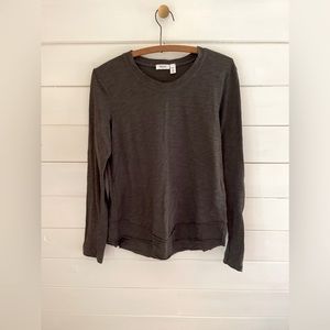 WILT Top Women XS V-Neck Cotton Charcoal Gray Slouch Boyfriend BL/S USA